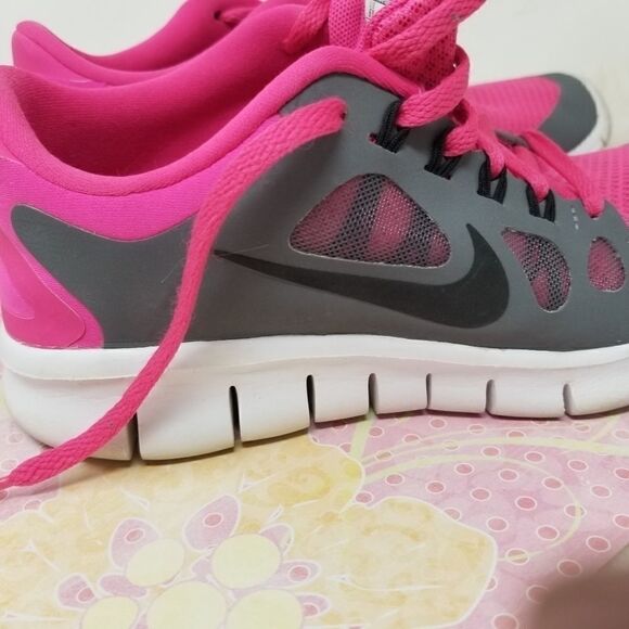 Pink and gray NIKE SNEAKERS. - Picture 14 of 14